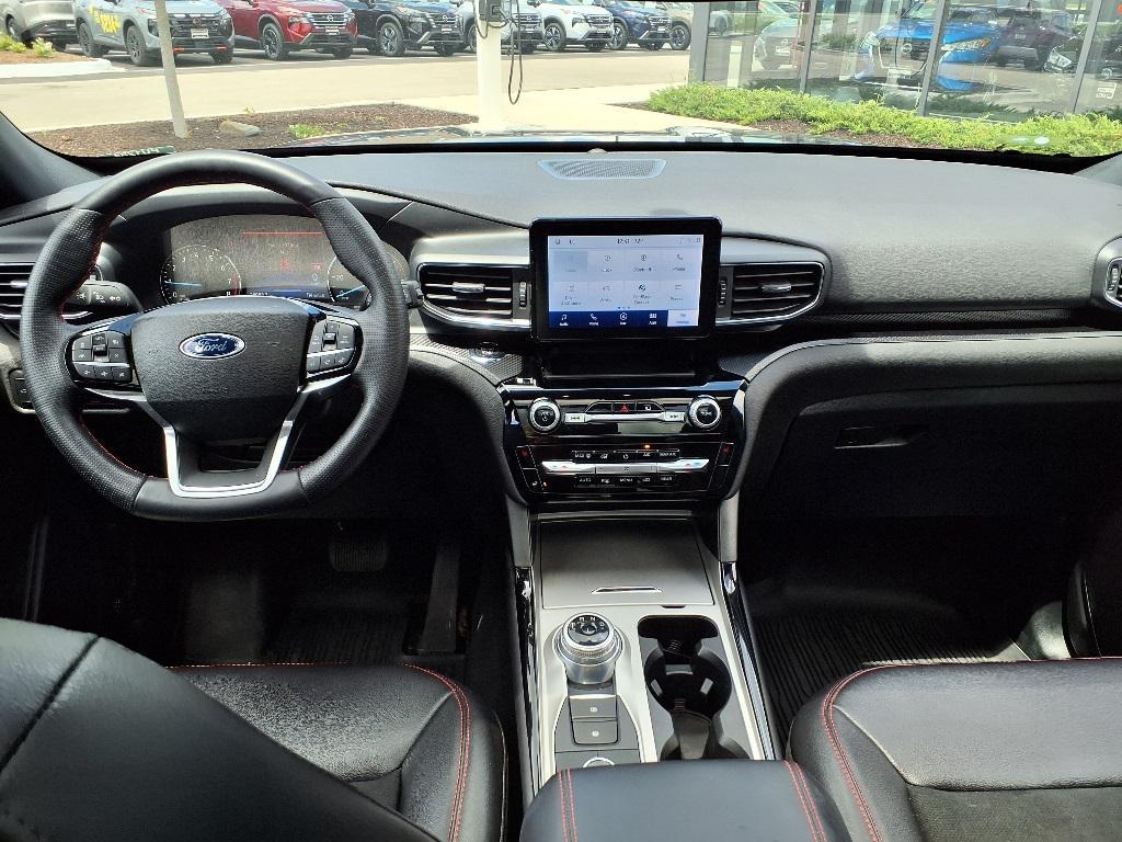used 2022 Ford Explorer car, priced at $36,981