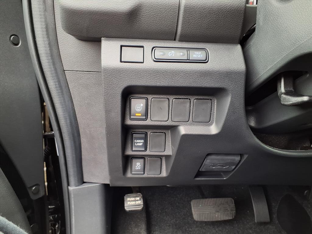 new 2026 Nissan Frontier car, priced at $40,875