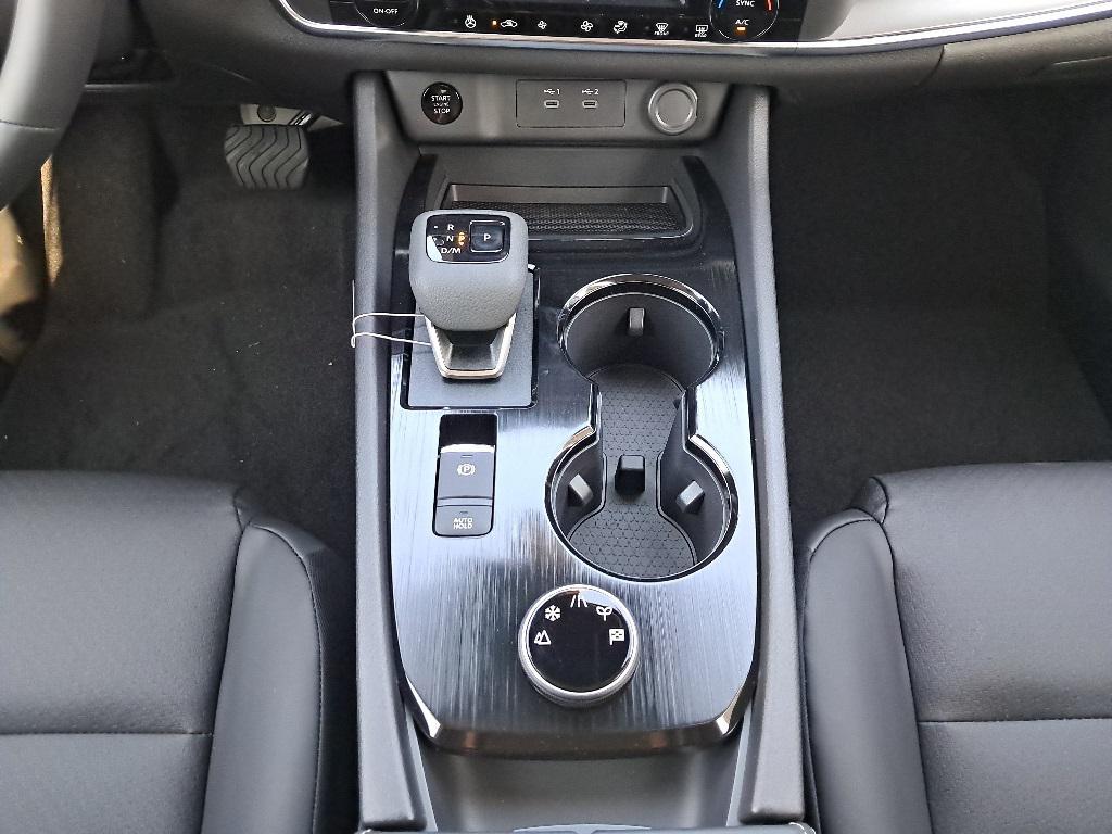 new 2026 Nissan Rogue car, priced at $33,052