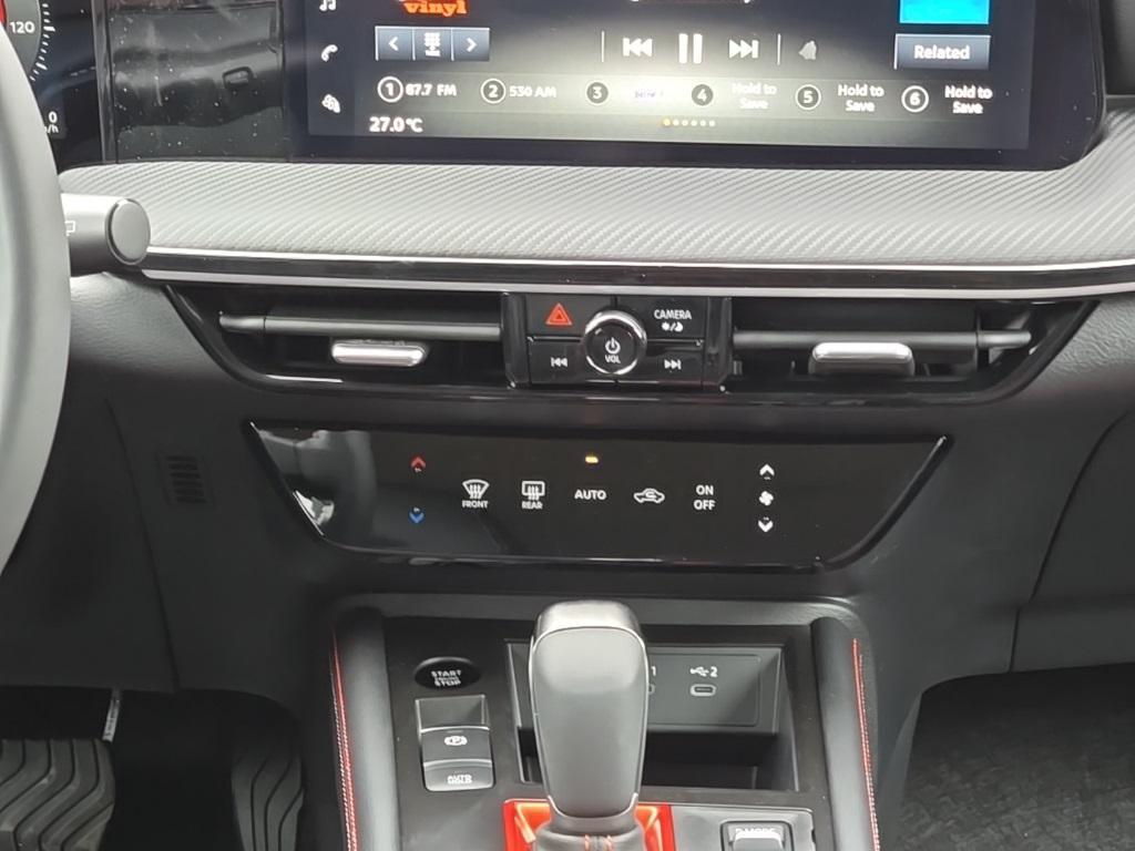new 2025 Nissan Kicks car, priced at $29,186