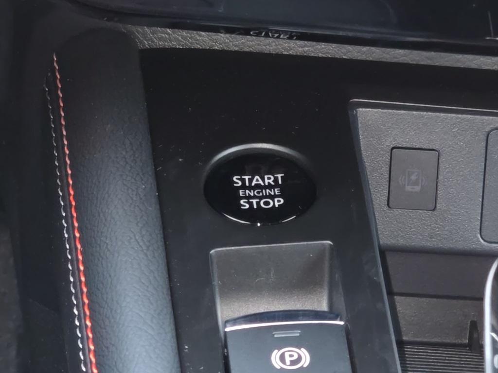 new 2025 Nissan Kicks car, priced at $29,186