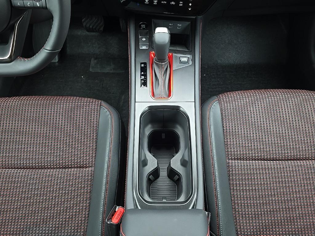 new 2025 Nissan Kicks car, priced at $29,186