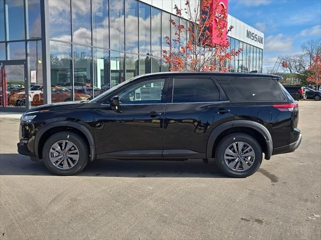 new 2025 Nissan Pathfinder car, priced at $41,010