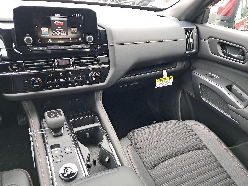 new 2025 Nissan Pathfinder car, priced at $41,207