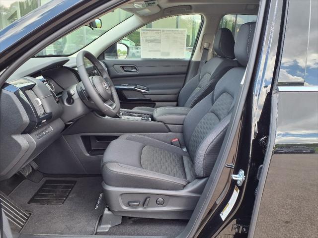 new 2025 Nissan Pathfinder car, priced at $43,086