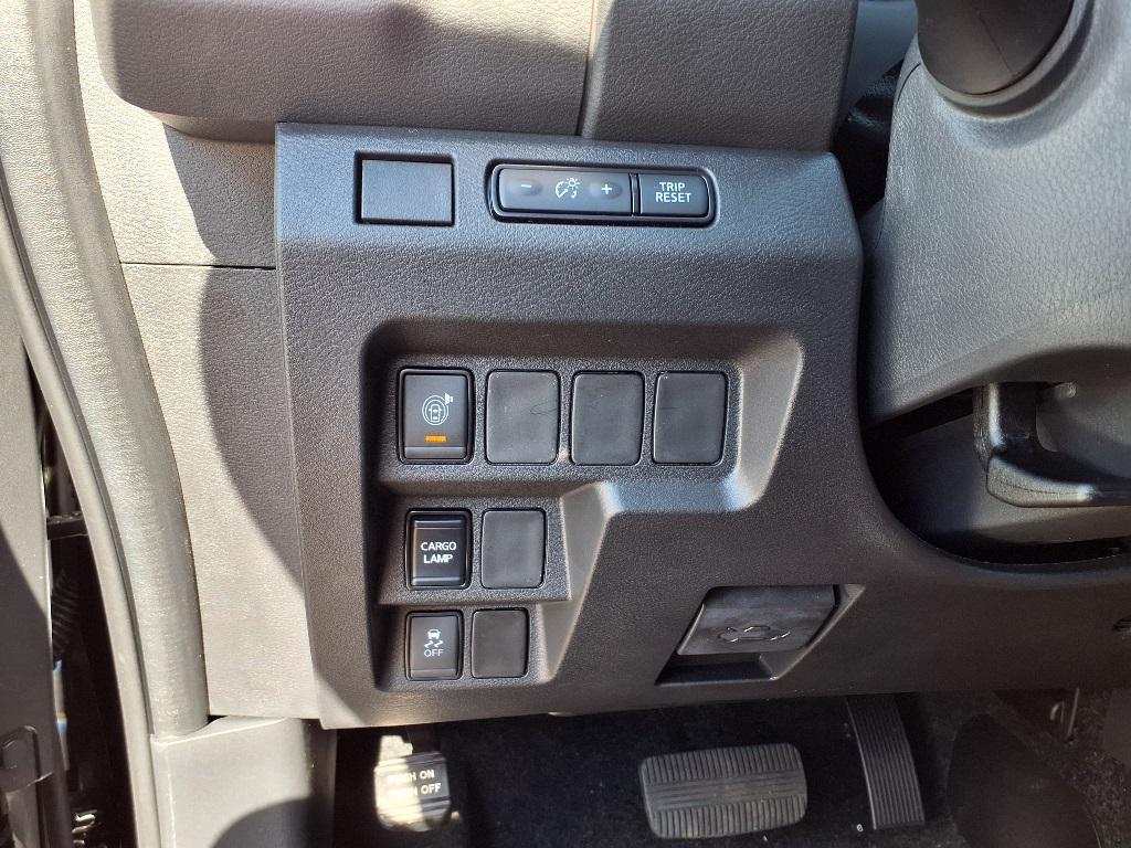 new 2026 Nissan Frontier car, priced at $40,885