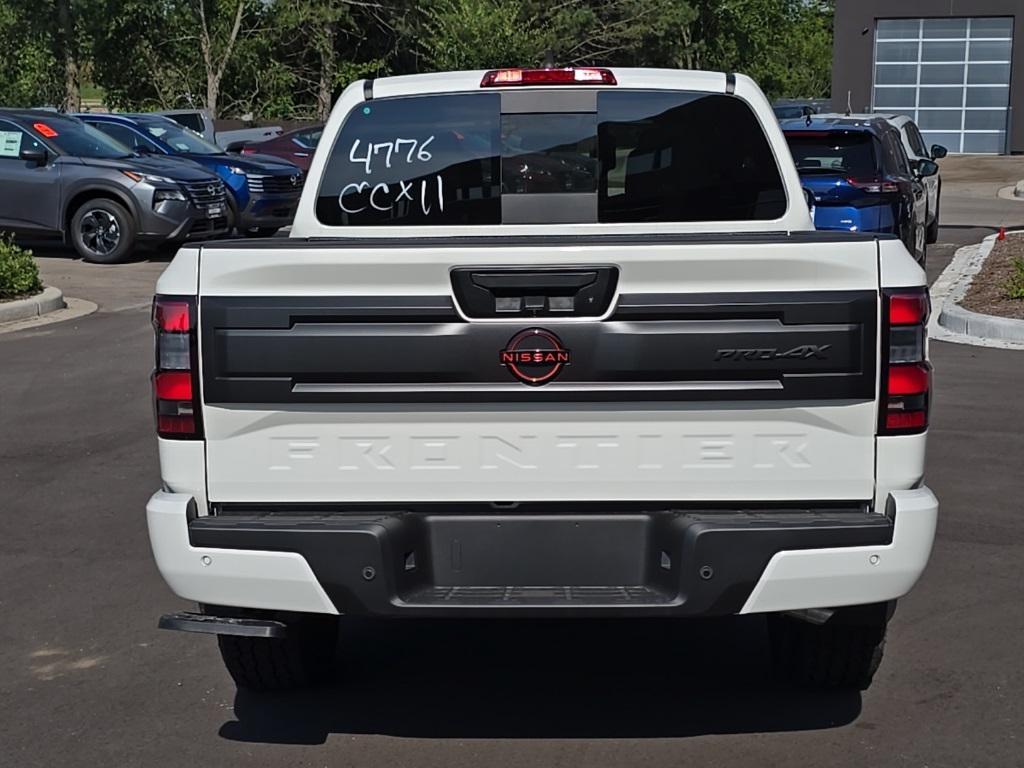 new 2025 Nissan Frontier car, priced at $40,288
