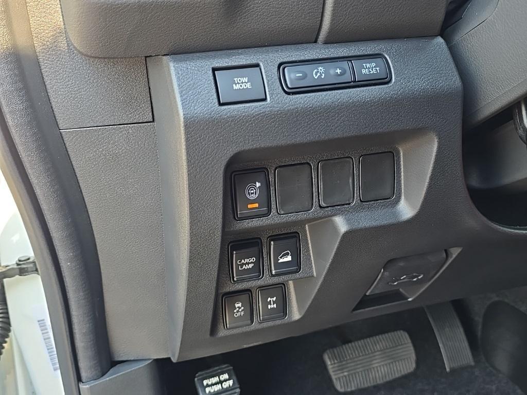 new 2025 Nissan Frontier car, priced at $40,288