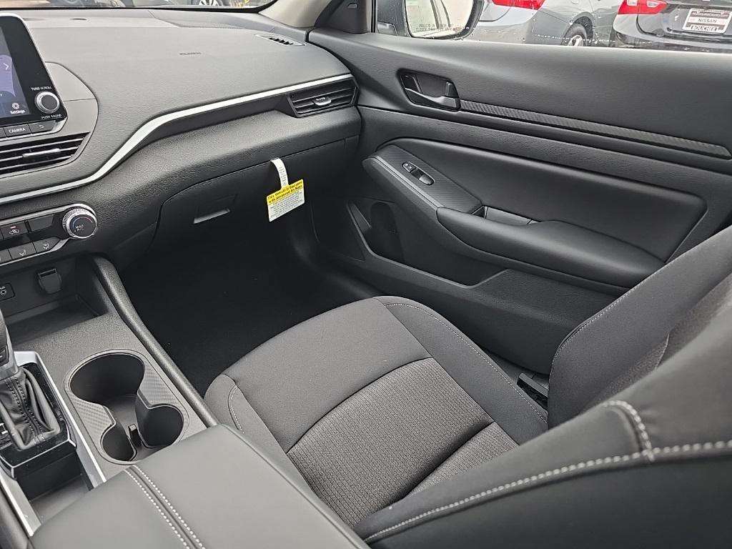 new 2025 Nissan Altima car, priced at $26,088