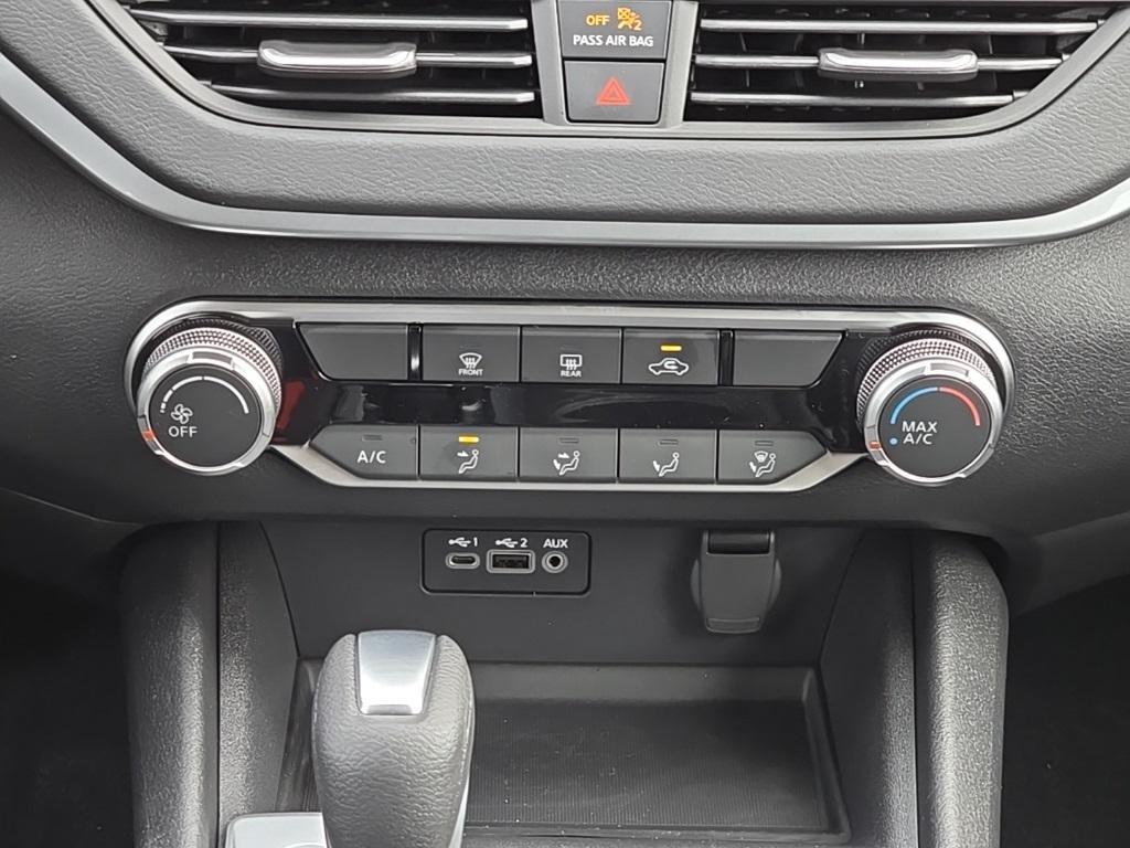 new 2025 Nissan Altima car, priced at $26,088