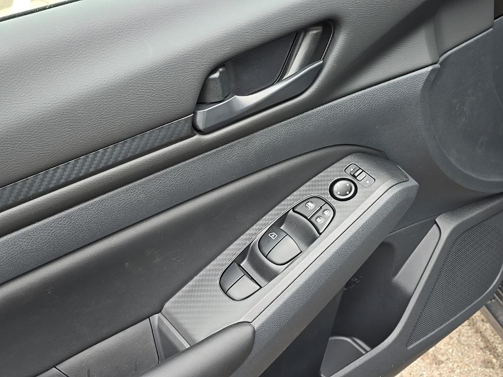new 2025 Nissan Altima car, priced at $26,088