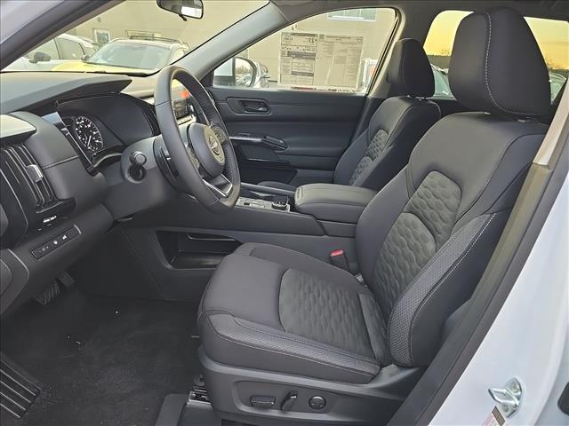 new 2025 Nissan Pathfinder car, priced at $37,935