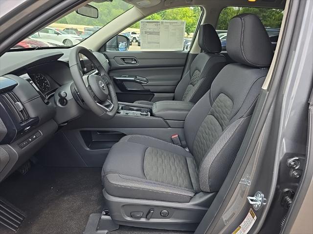 new 2025 Nissan Pathfinder car, priced at $39,988