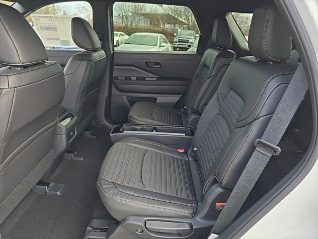 new 2025 Nissan Pathfinder car, priced at $42,363