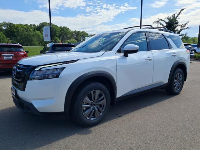 new 2025 Nissan Pathfinder car, priced at $45,776