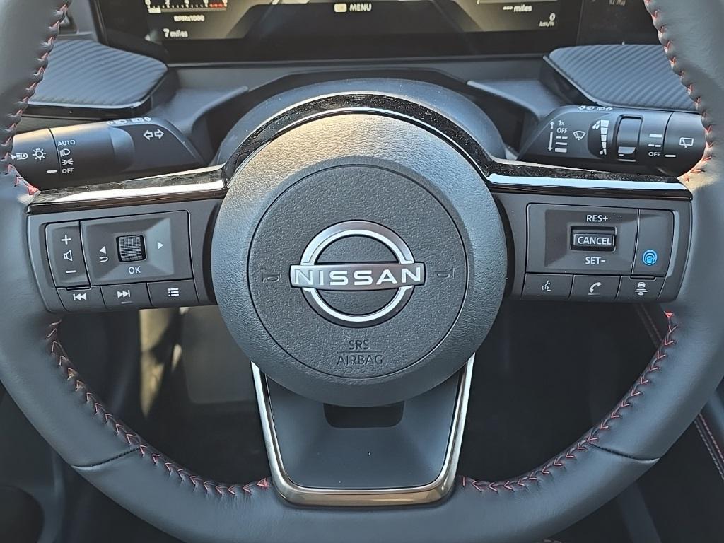 new 2025 Nissan Kicks car, priced at $26,288