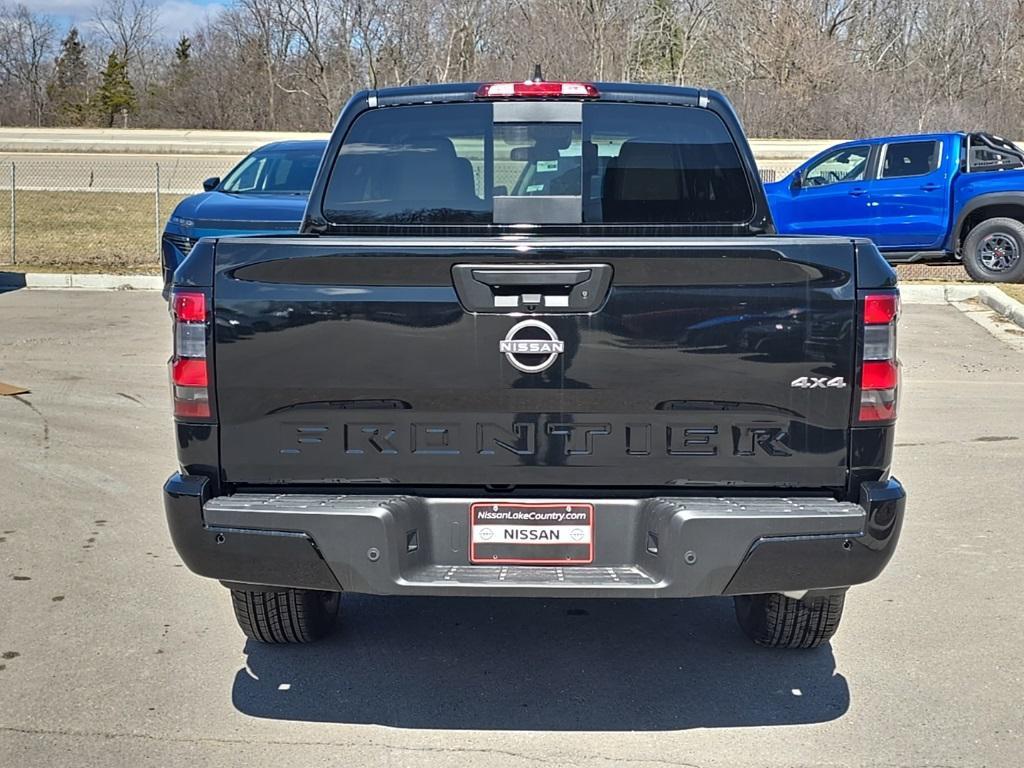 new 2025 Nissan Frontier car, priced at $35,779