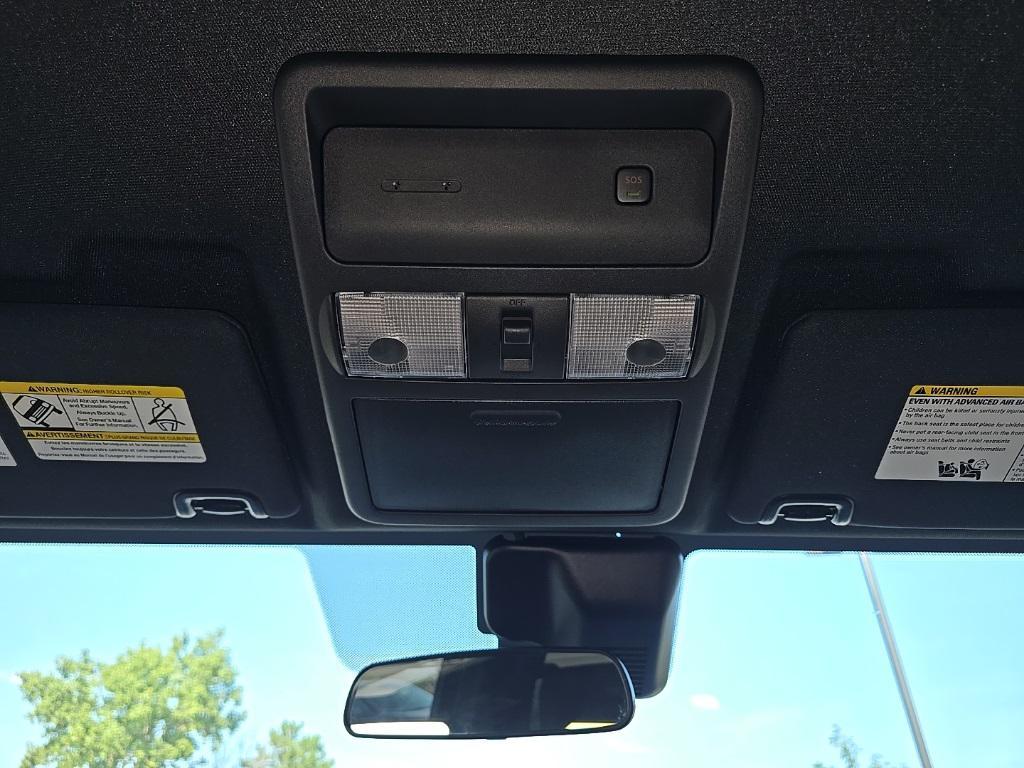 new 2025 Nissan Frontier car, priced at $40,656