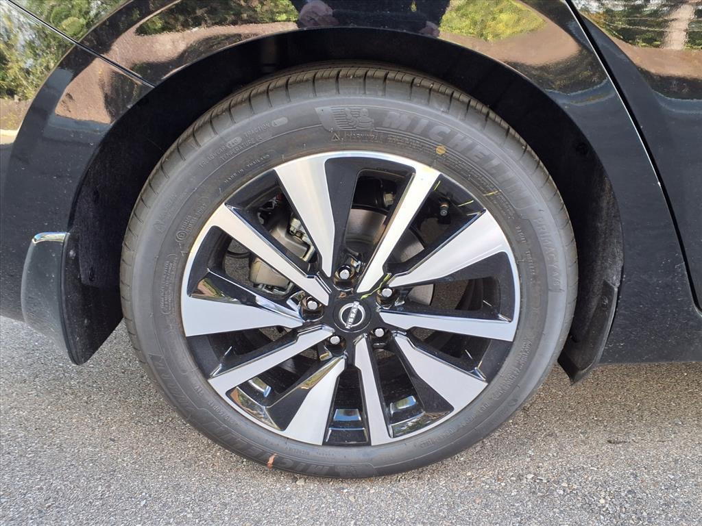 new 2025 Nissan Sentra car, priced at $24,403