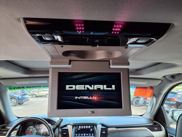 used 2018 GMC Yukon XL car, priced at $35,465