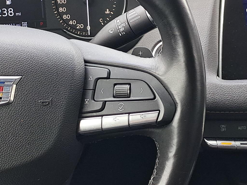 used 2020 Cadillac XT4 car, priced at $26,331