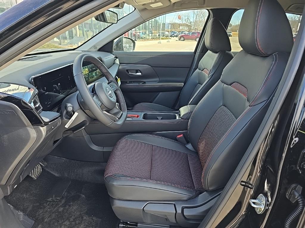 new 2025 Nissan Kicks car, priced at $26,299