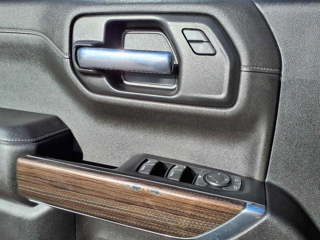 used 2022 Chevrolet Silverado 1500 car, priced at $39,808