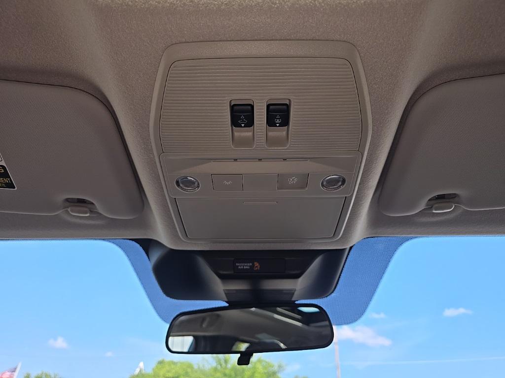 new 2025 Nissan Kicks car, priced at $28,751