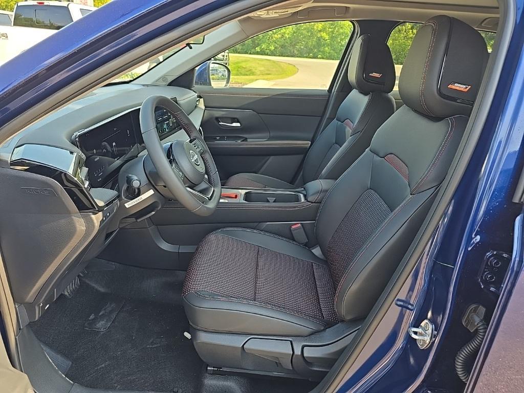 new 2025 Nissan Kicks car, priced at $28,751
