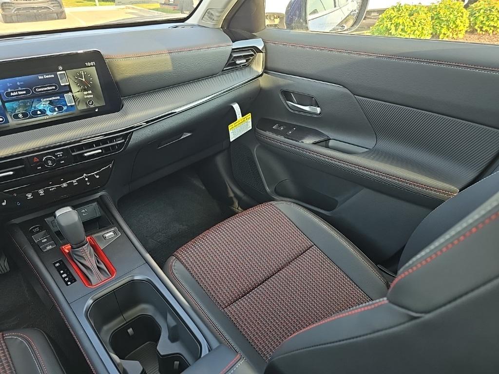 new 2025 Nissan Kicks car, priced at $28,751