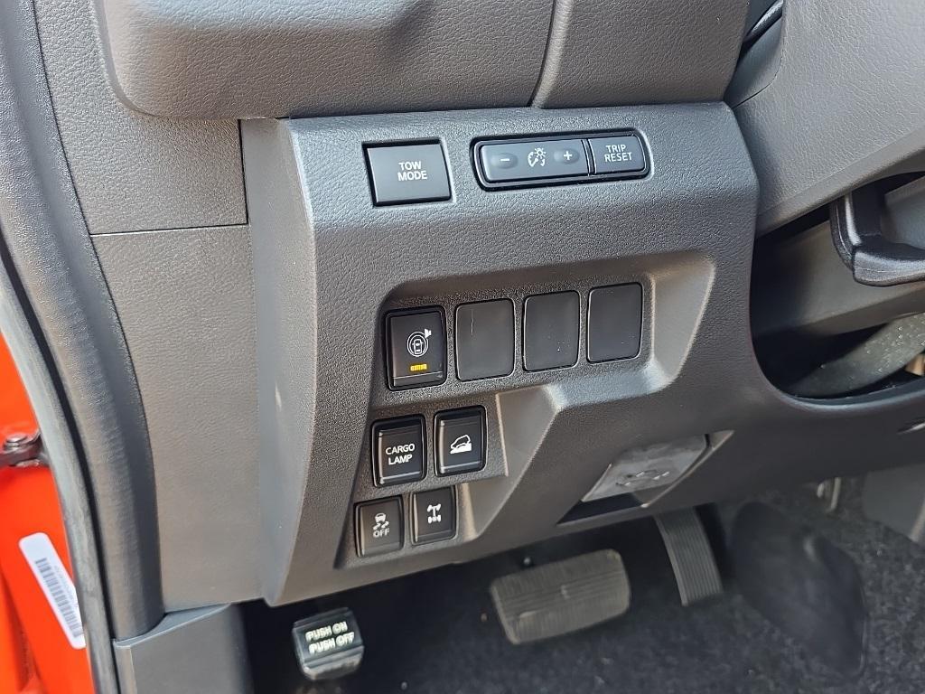 new 2025 Nissan Frontier car, priced at $41,369
