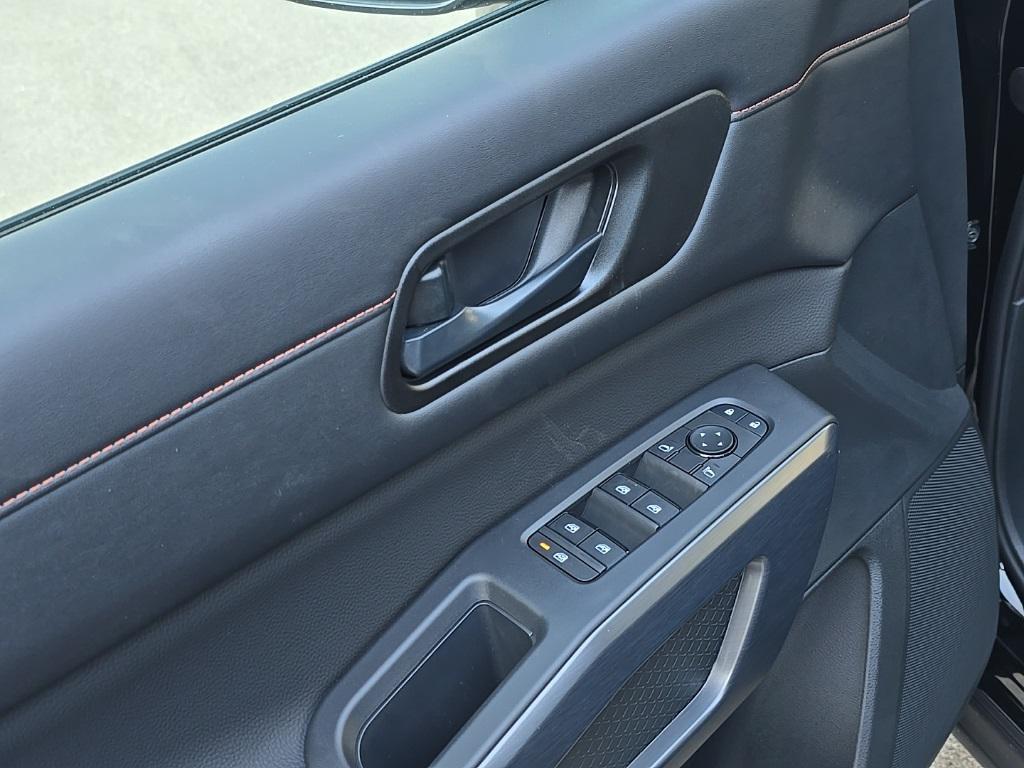 new 2025 Nissan Pathfinder car, priced at $45,678
