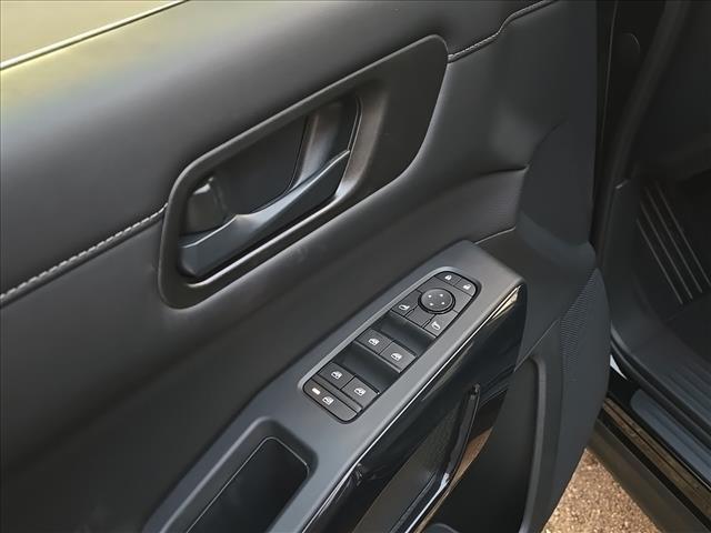 new 2025 Nissan Pathfinder car, priced at $37,508