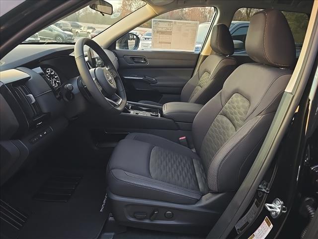 new 2025 Nissan Pathfinder car, priced at $37,508