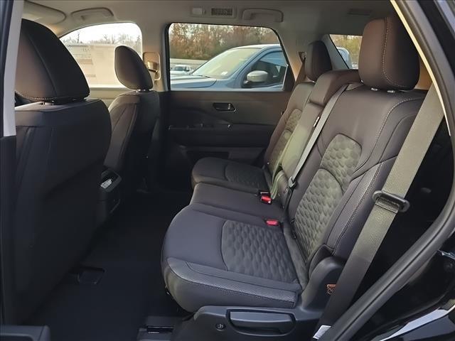 new 2025 Nissan Pathfinder car, priced at $37,508