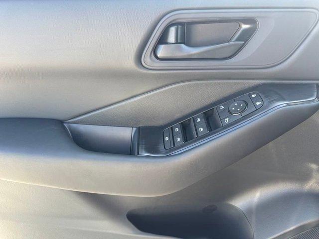 new 2025 Nissan Rogue car
