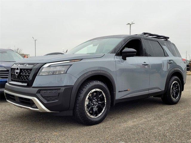 new 2025 Nissan Pathfinder car, priced at $48,070