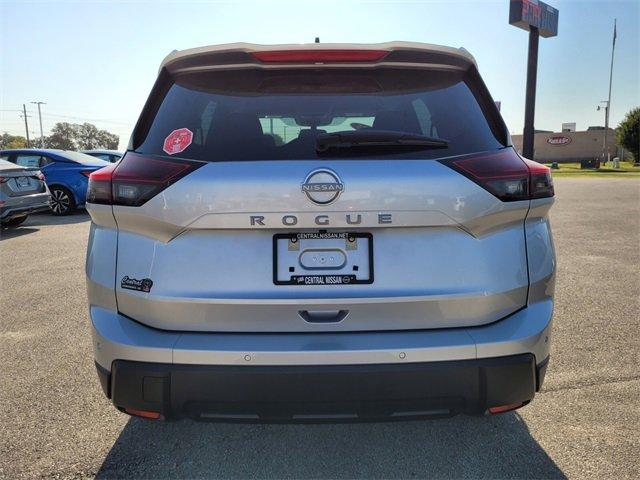 new 2025 Nissan Rogue car, priced at $31,320