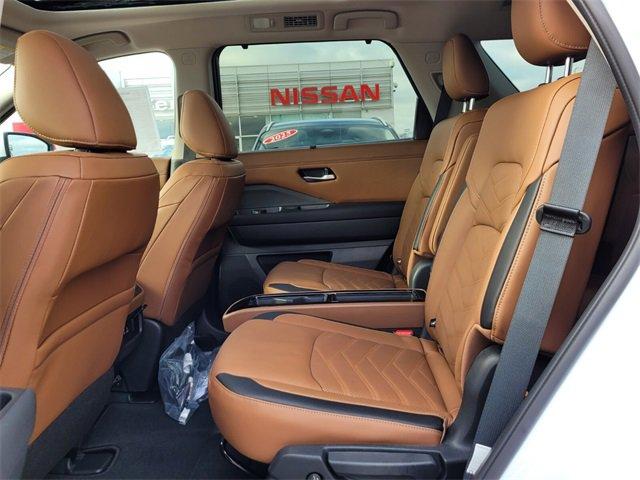 new 2025 Nissan Pathfinder car, priced at $49,990