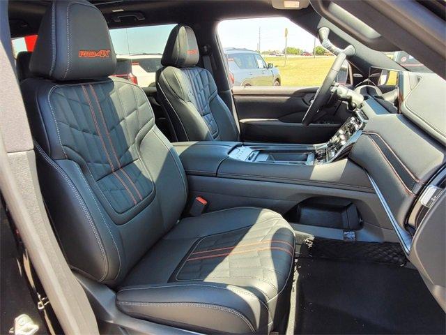 new 2025 Nissan Armada car