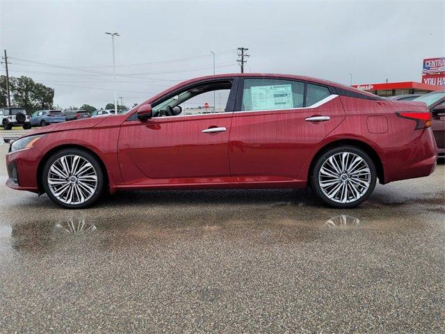 new 2025 Nissan Altima car, priced at $35,195