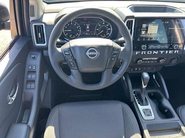 new 2026 Nissan Frontier car