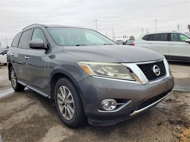 used 2015 Nissan Pathfinder car, priced at $13,995