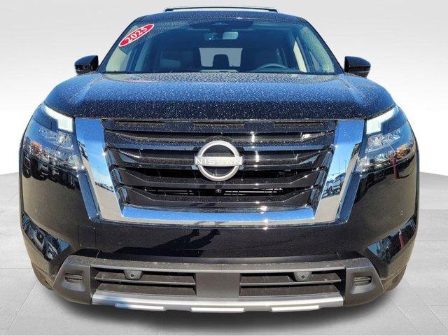 new 2025 Nissan Pathfinder car