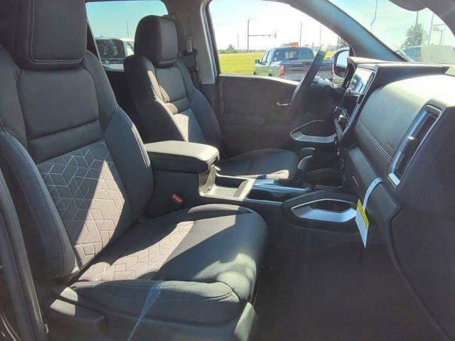 new 2025 Nissan Frontier car