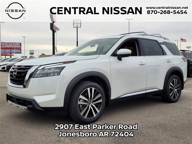 new 2025 Nissan Pathfinder car, priced at $55,580