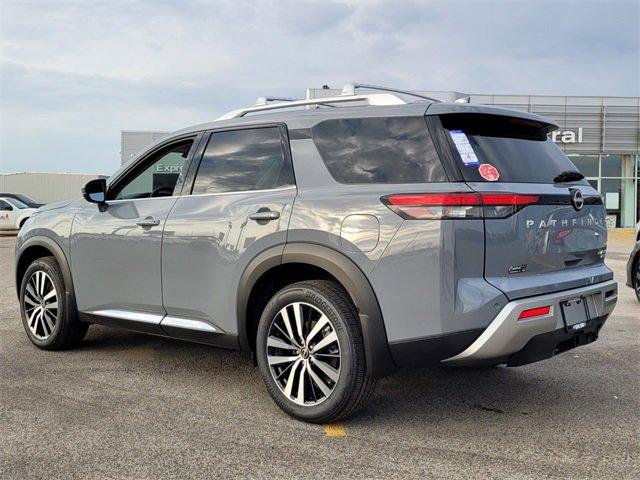 new 2025 Nissan Pathfinder car, priced at $55,380