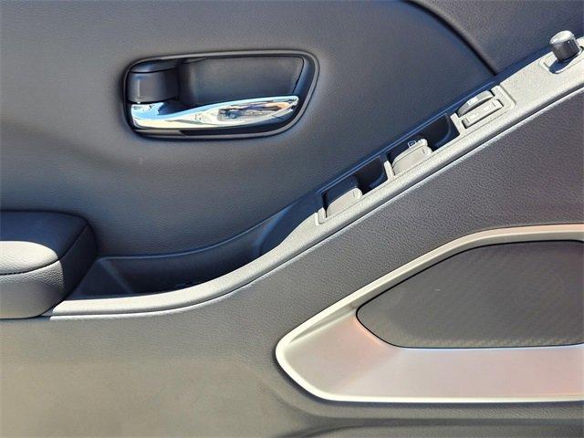 new 2025 Nissan Frontier car