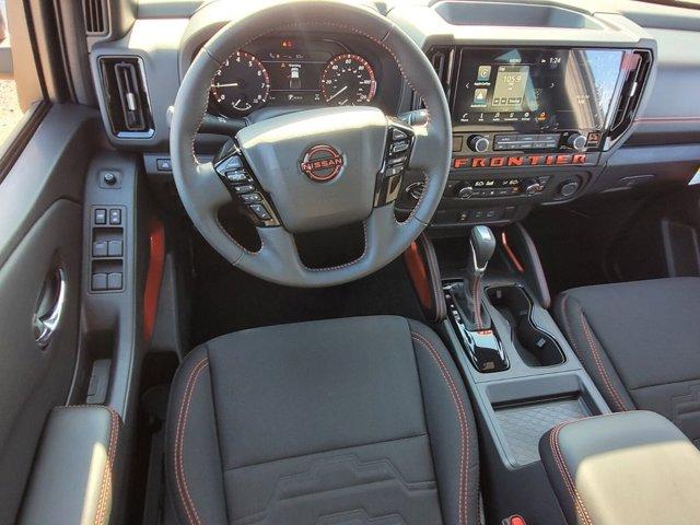 new 2025 Nissan Frontier car