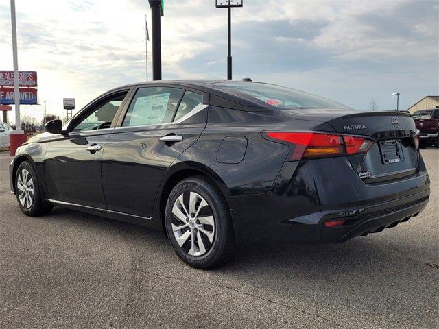 new 2025 Nissan Altima car, priced at $27,750